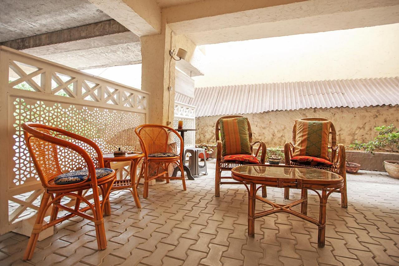 Caravan Villa Tbilisi Buitenkant foto
