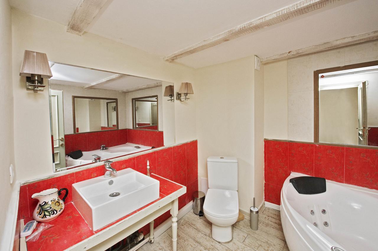 Caravan Villa Tbilisi Buitenkant foto
